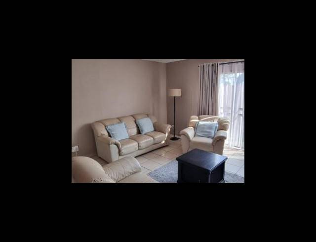 2 BEDROOM TOWNHOUSE FOR SALE IN FLORENTIA